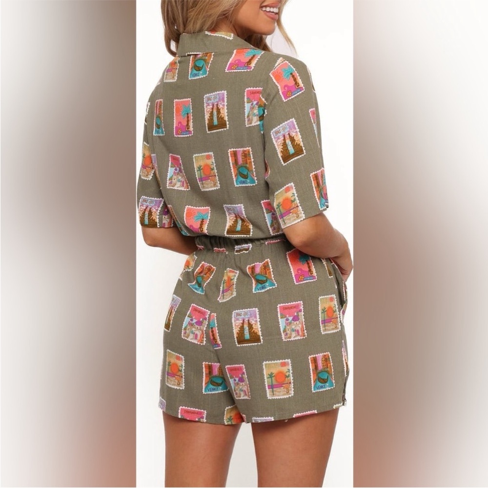 Petal & Pup Everlee Romper - Olive Print, XS
Brand new with tags - Picture 2 of 8